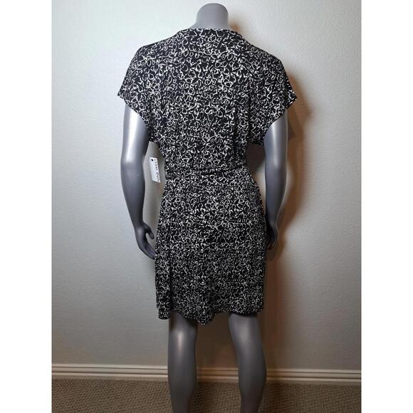 Nine West Women's Black White Design Short Sleeve Faux Wrap Dress Size XL - Picture 3 of 3